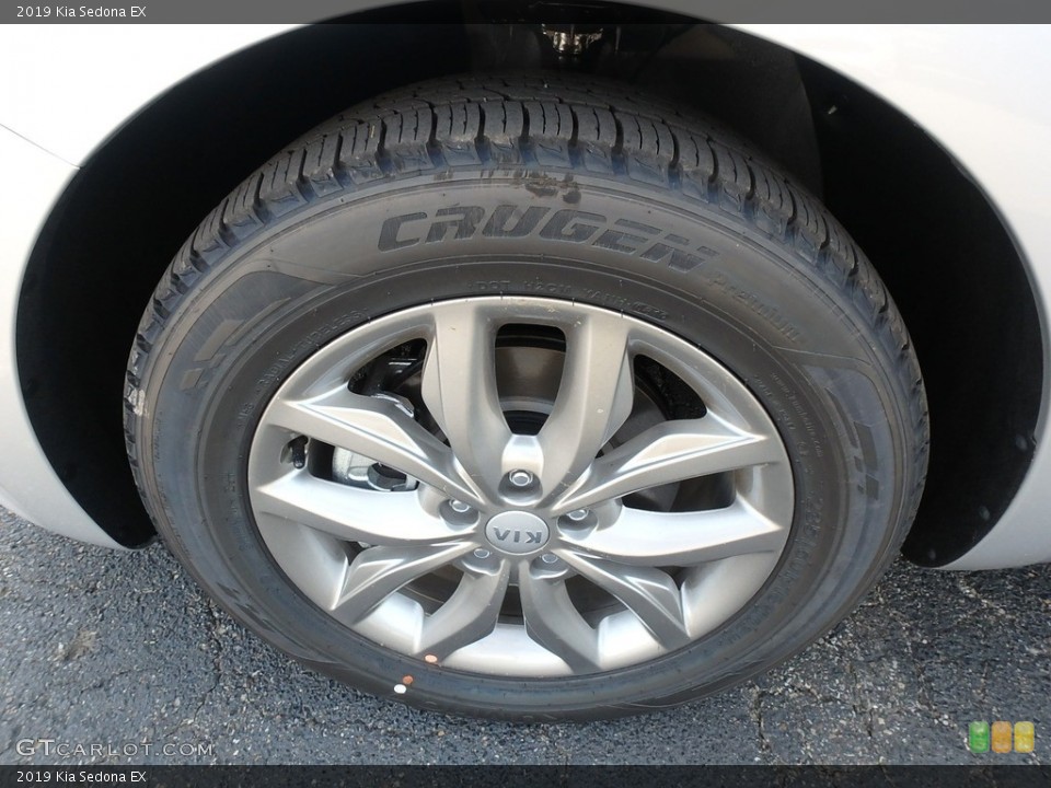 2019 Kia Sedona Wheels and Tires