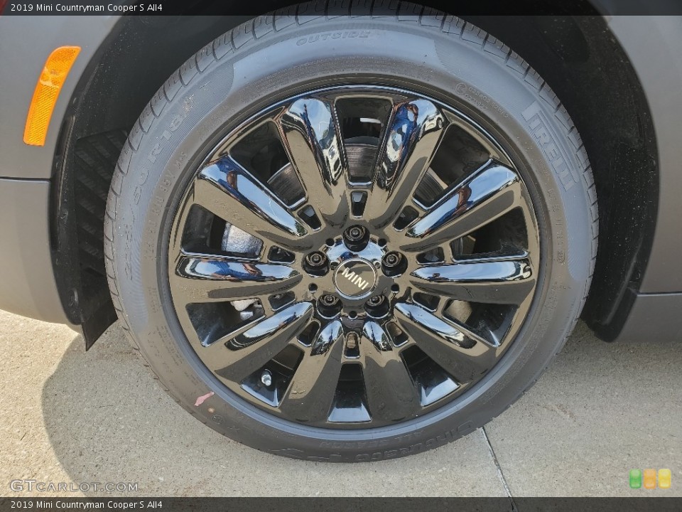2019 Mini Countryman Cooper S All4 Wheel and Tire Photo #135122757