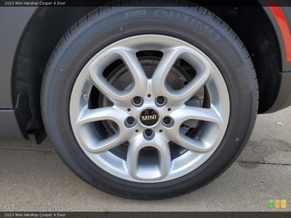 2020 Mini Hardtop Cooper 4 Door Wheel and Tire Photo #135123138