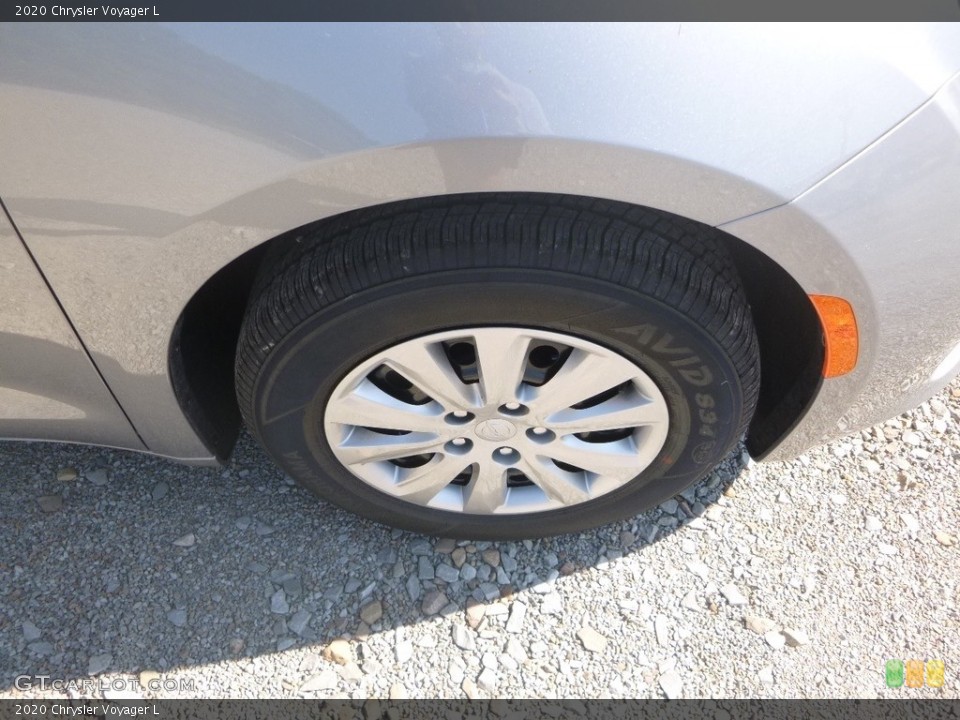 2020 Chrysler Voyager L Wheel and Tire Photo #135299858