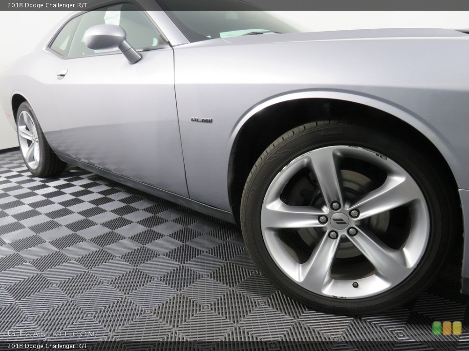 2018 Dodge Challenger R/T Wheel and Tire Photo #135587821