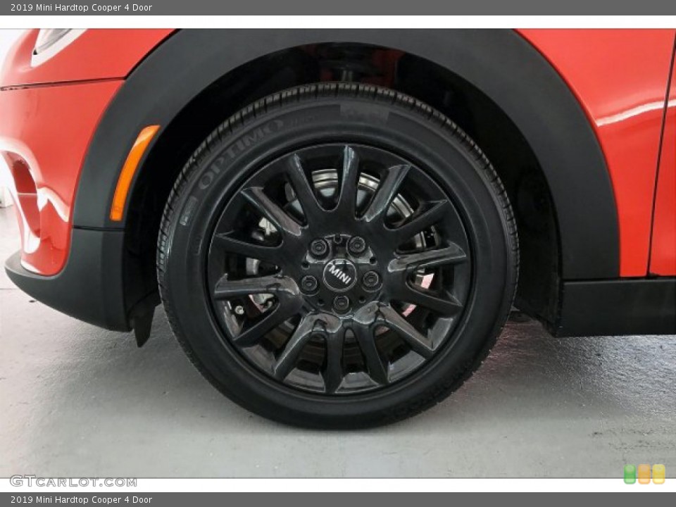 2019 Mini Hardtop Cooper 4 Door Wheel and Tire Photo #135661098