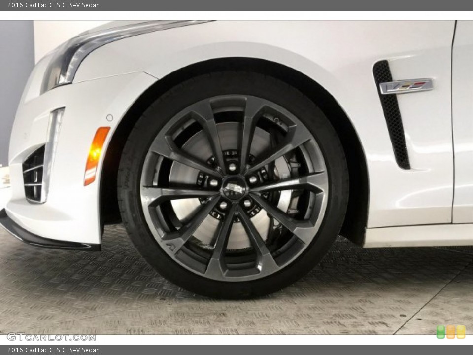 2016 Cadillac CTS CTS-V Sedan Wheel and Tire Photo #136291031