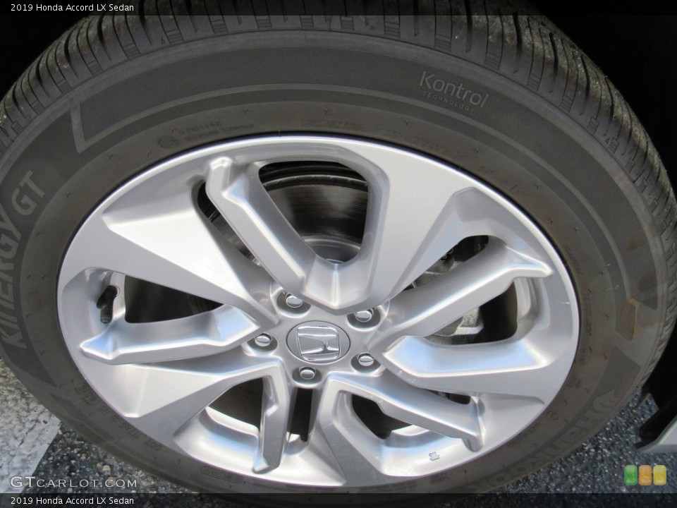 2019 Honda Accord LX Sedan Wheel and Tire Photo #136327853