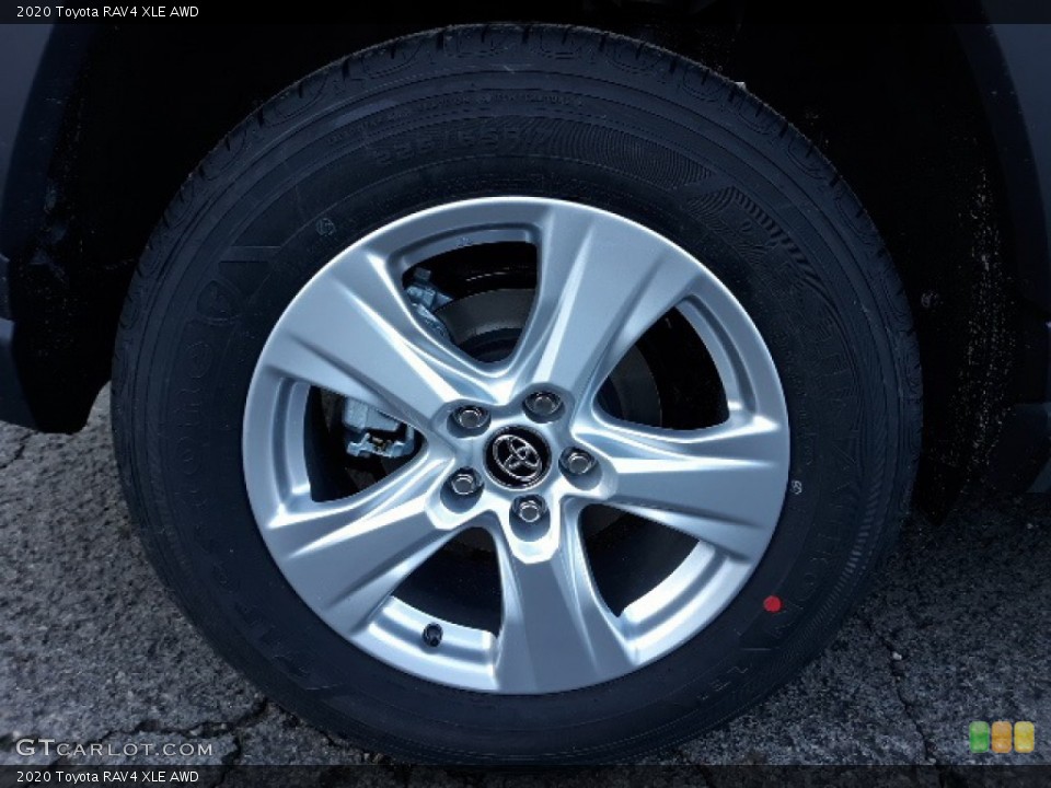 2020 Toyota RAV4 XLE AWD Wheel and Tire Photo #136364204