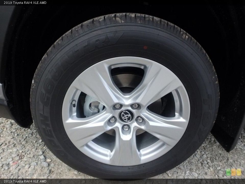 2019 Toyota RAV4 XLE AWD Wheel and Tire Photo #136458300