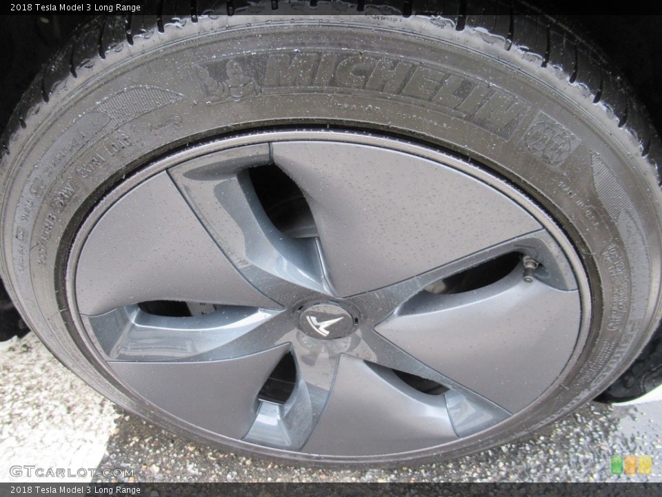 2018 Tesla Model 3 Long Range Wheel and Tire Photo #136466410