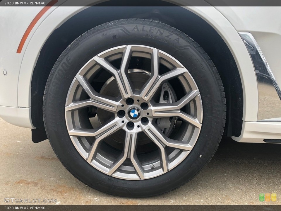 2020 BMW X7 xDrive40i Wheel and Tire Photo #137304666
