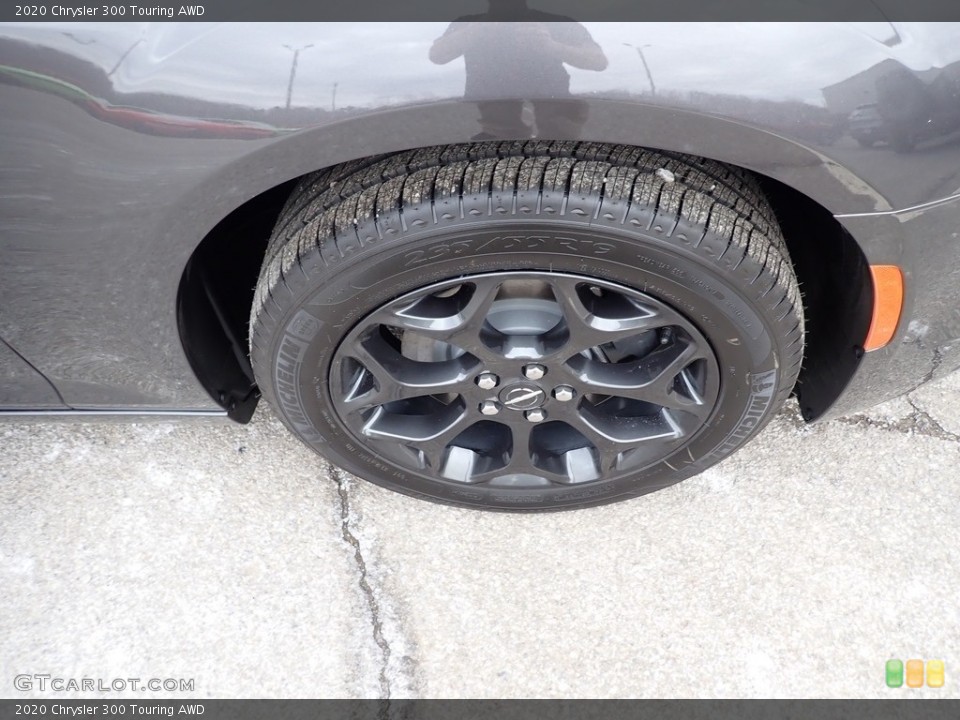 2020 Chrysler 300 Touring AWD Wheel and Tire Photo #137435485