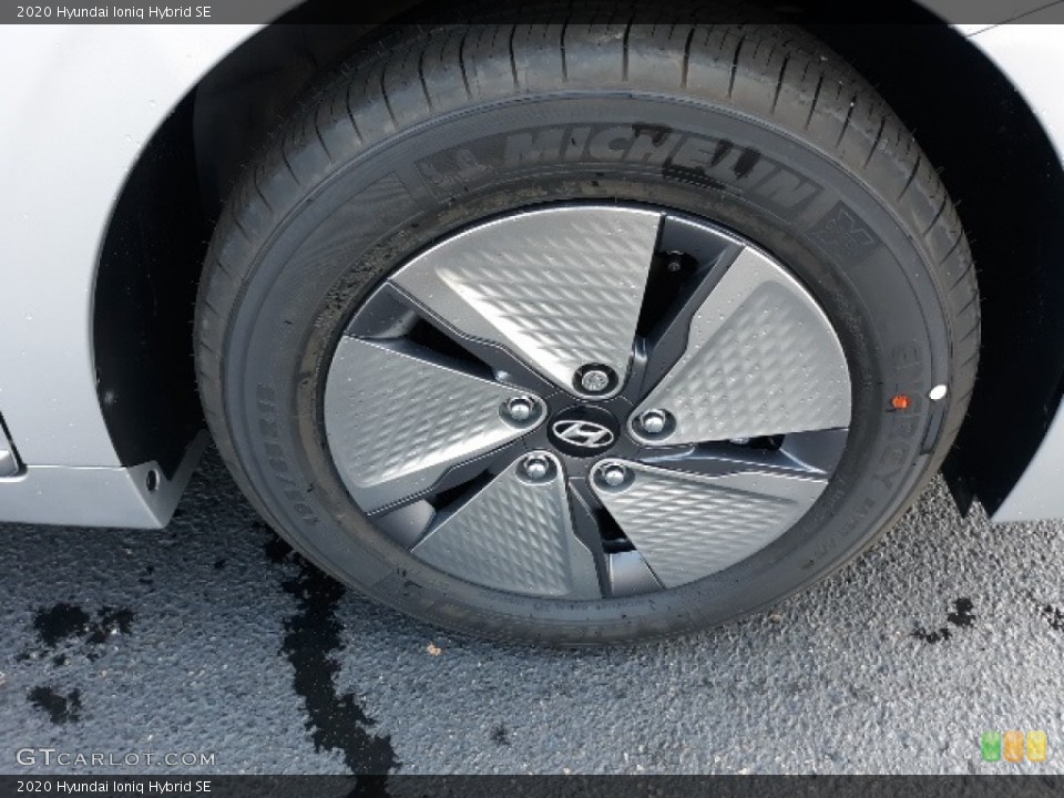 2020 Hyundai Ioniq Hybrid Wheels and Tires