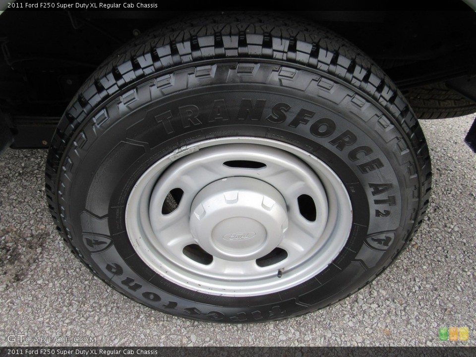 2011 Ford F250 Super Duty XL Regular Cab Chassis Wheel and Tire Photo #138304109