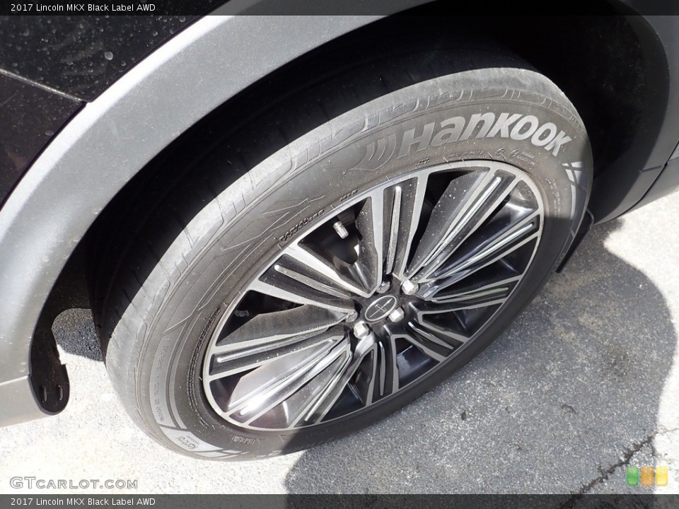 2017 Lincoln MKX Wheels and Tires