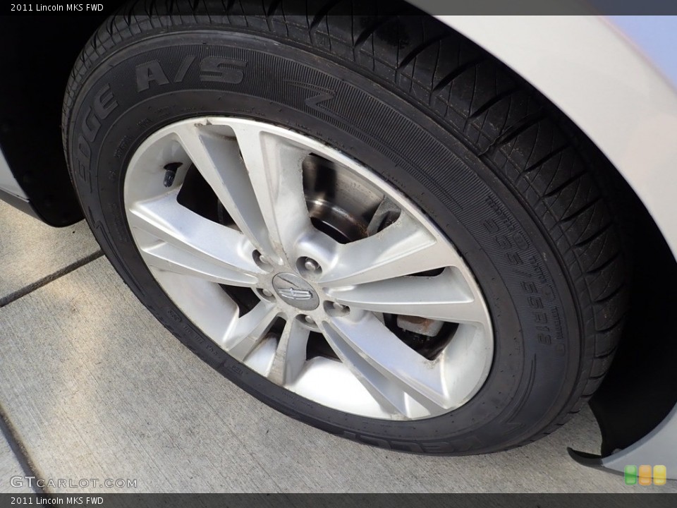 2011 Lincoln MKS FWD Wheel and Tire Photo #138476876