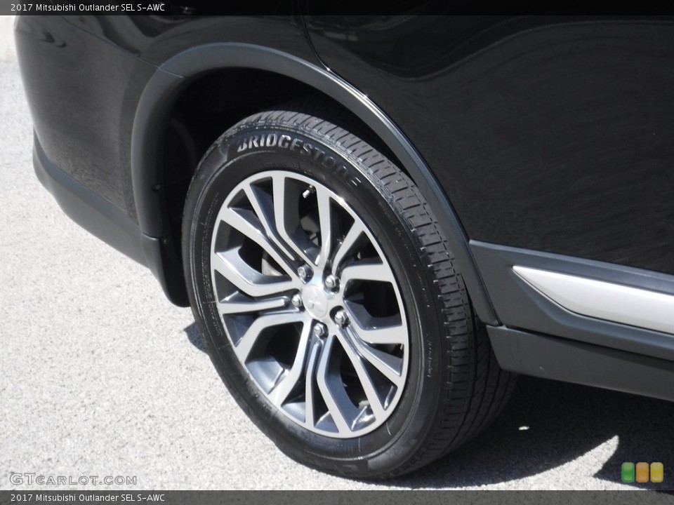 2017 Mitsubishi Outlander SEL S-AWC Wheel and Tire Photo #138511536