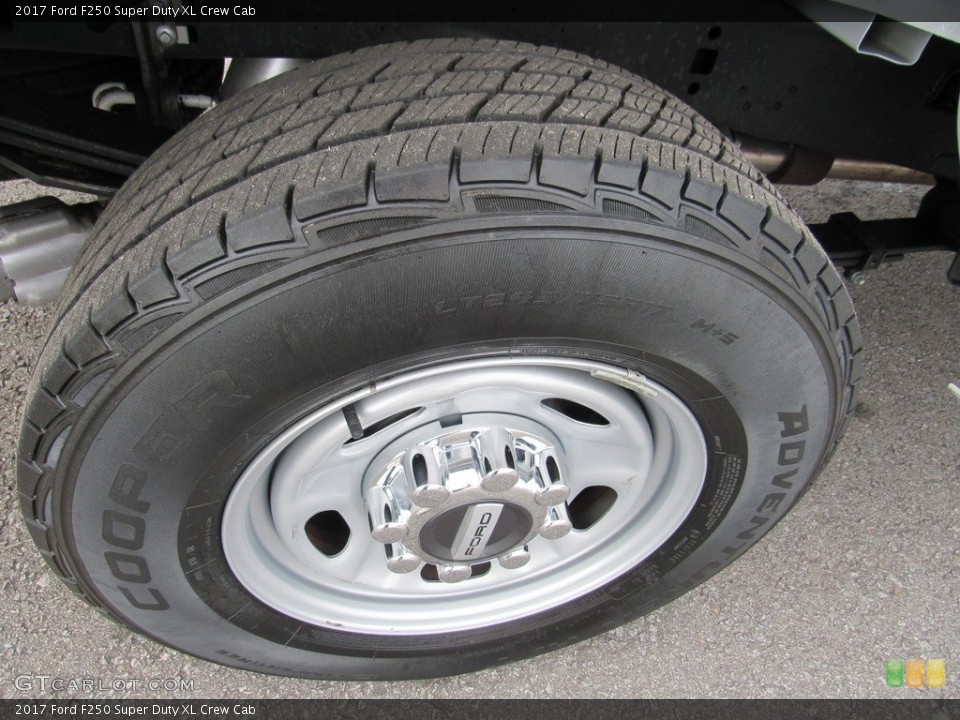 2017 Ford F250 Super Duty XL Crew Cab Wheel and Tire Photo #138572076