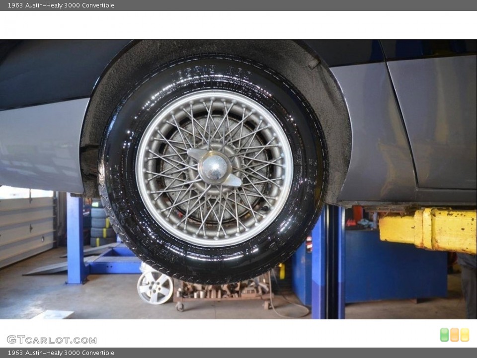 1963 Austin-Healy 3000 Wheels and Tires