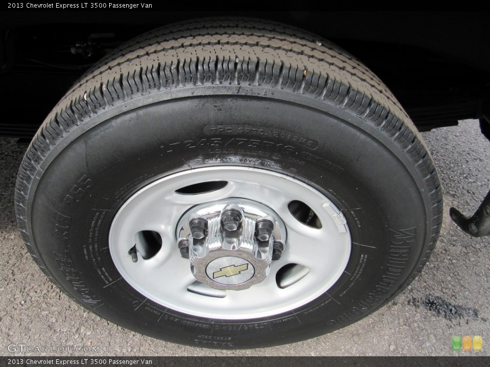 2013 Chevrolet Express LT 3500 Passenger Van Wheel and Tire Photo #138617478