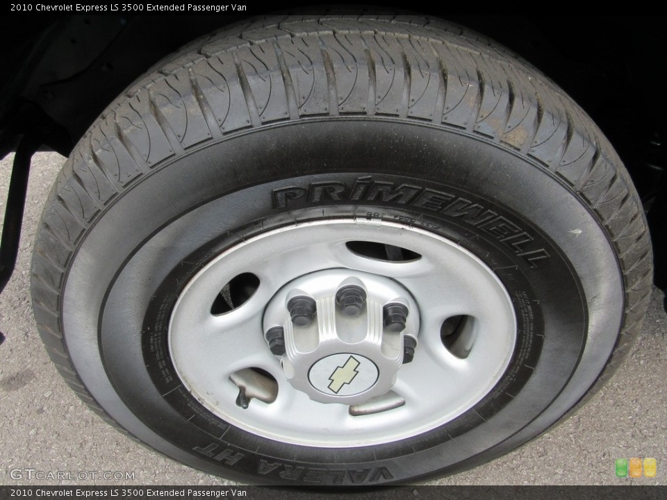 2010 Chevrolet Express LS 3500 Extended Passenger Van Wheel and Tire Photo #138620640