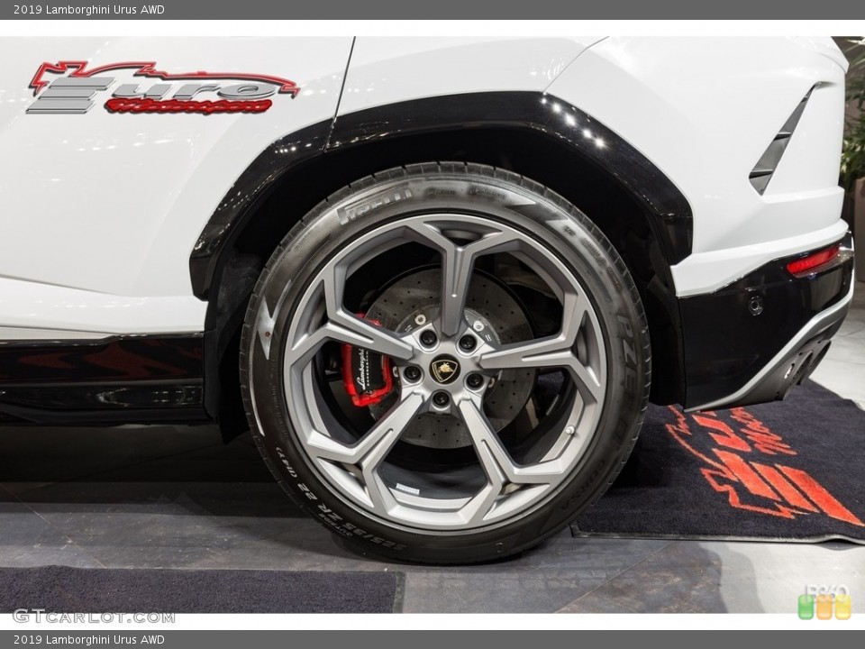 2019 Lamborghini Urus AWD Wheel and Tire Photo #138650956