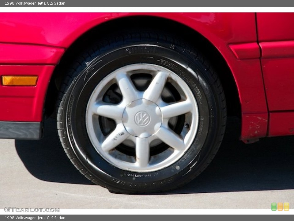 1998 Volkswagen Jetta GLS Sedan Wheel and Tire Photo #138710193