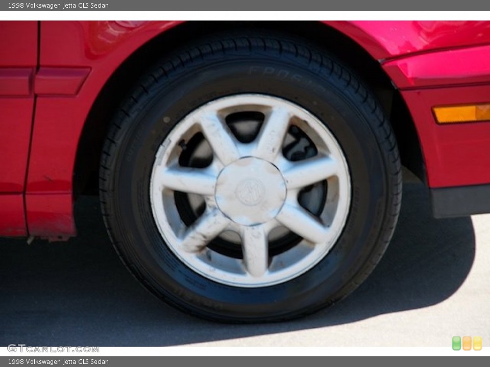 1998 Volkswagen Jetta GLS Sedan Wheel and Tire Photo #138710227