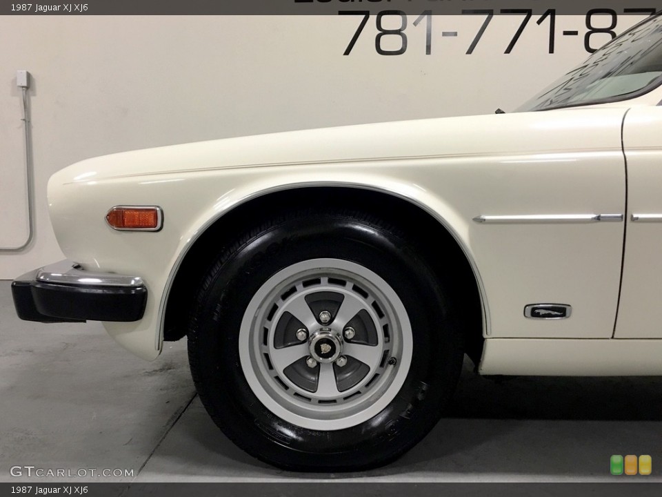 1987 Jaguar XJ XJ6 Wheel and Tire Photo #138724026