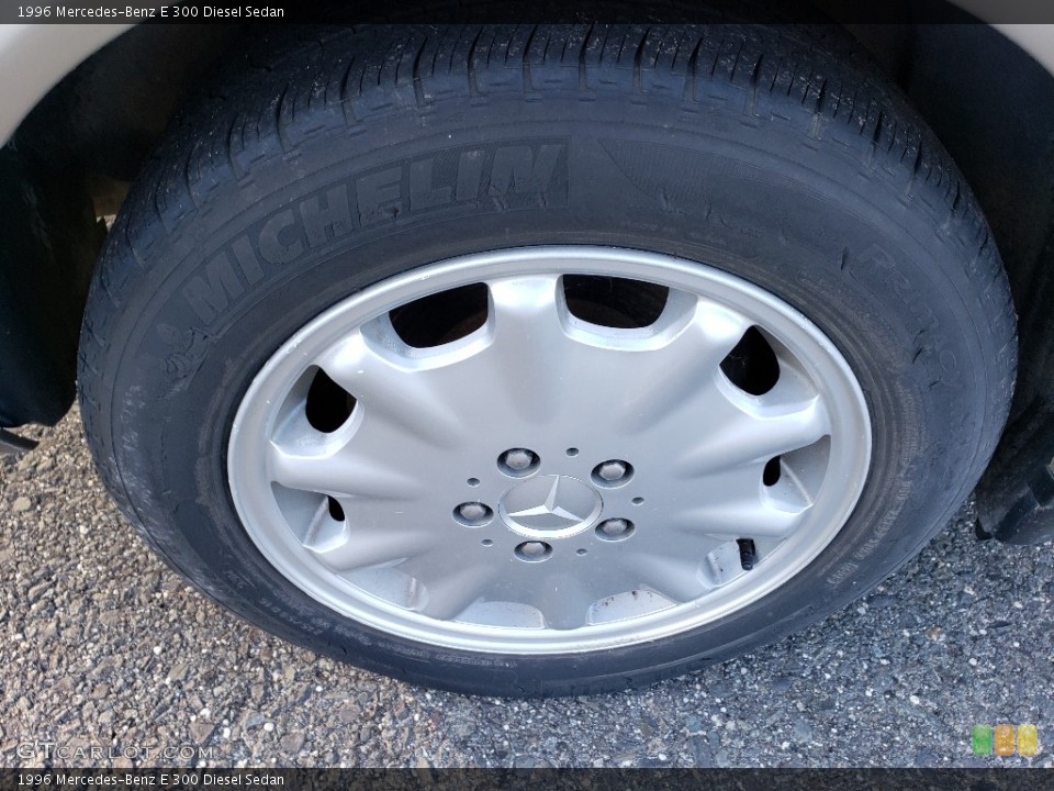 1996 Mercedes-Benz E 300 Diesel Sedan Wheel and Tire Photo #138750024