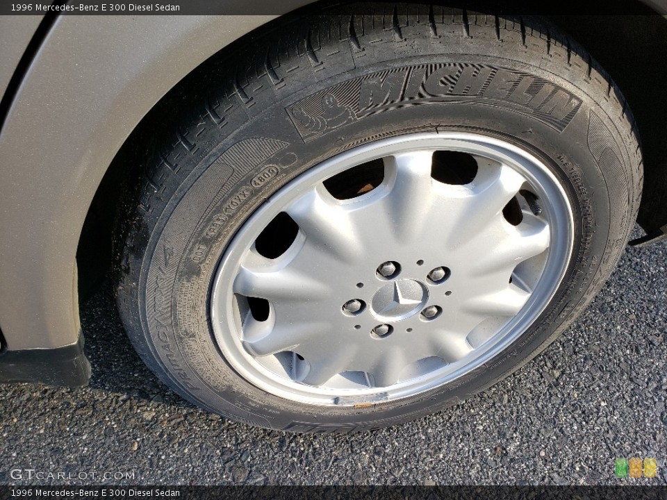 1996 Mercedes-Benz E 300 Diesel Sedan Wheel and Tire Photo #138750042