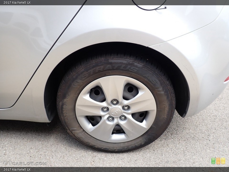 2017 Kia Forte5 Wheels and Tires