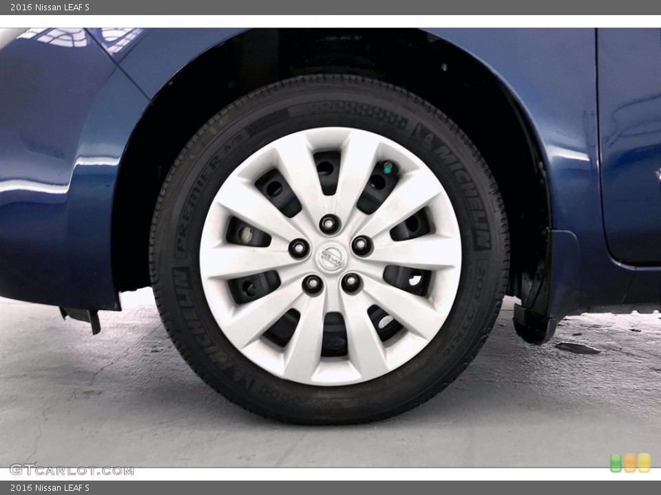 2016 Nissan LEAF S Wheel and Tire Photo #139037174