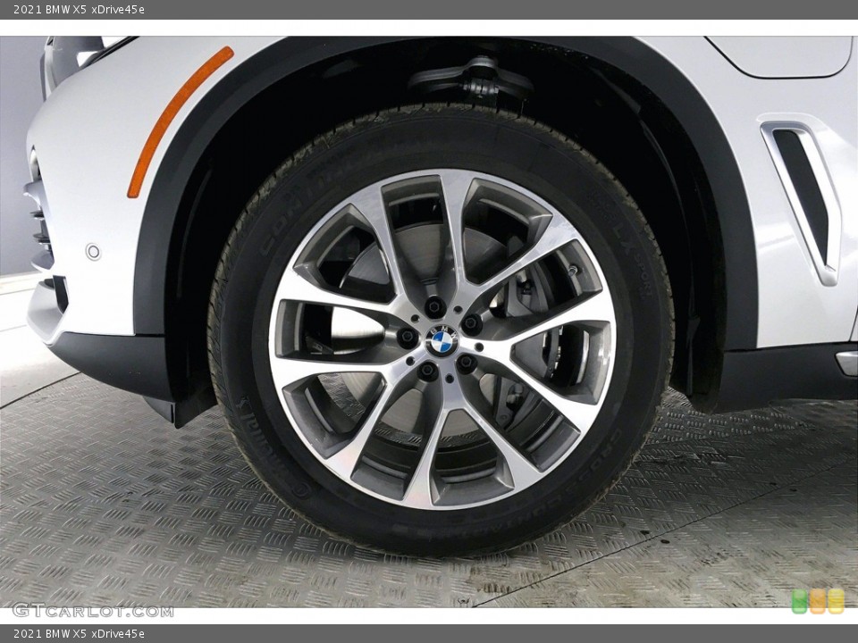 2021 BMW X5 xDrive45e Wheel and Tire Photo #139097365