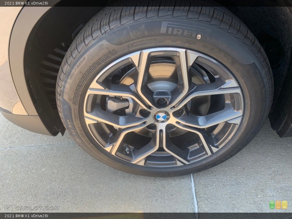 2021 BMW X1 xDrive28i Wheel and Tire Photo #139366751