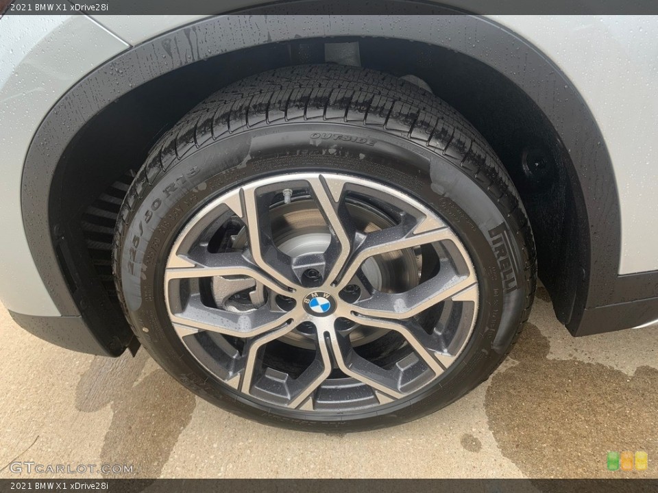 2021 BMW X1 xDrive28i Wheel and Tire Photo #139429428