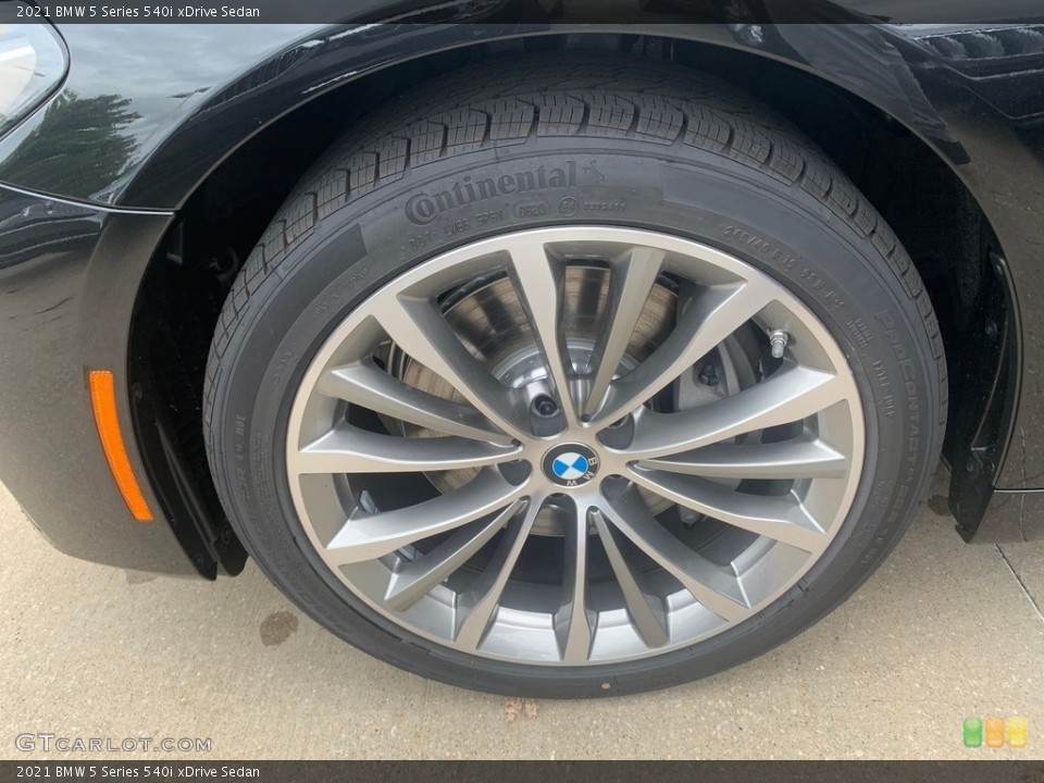 2021 BMW 5 Series 540i xDrive Sedan Wheel and Tire Photo #139429545