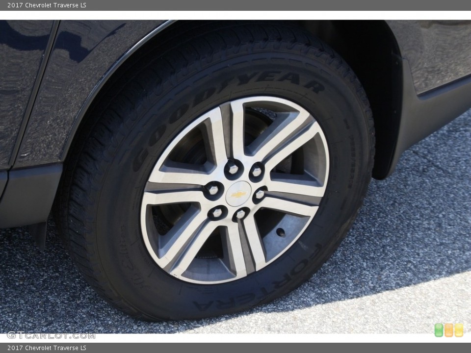 2017 Chevrolet Traverse LS Wheel and Tire Photo #139479240
