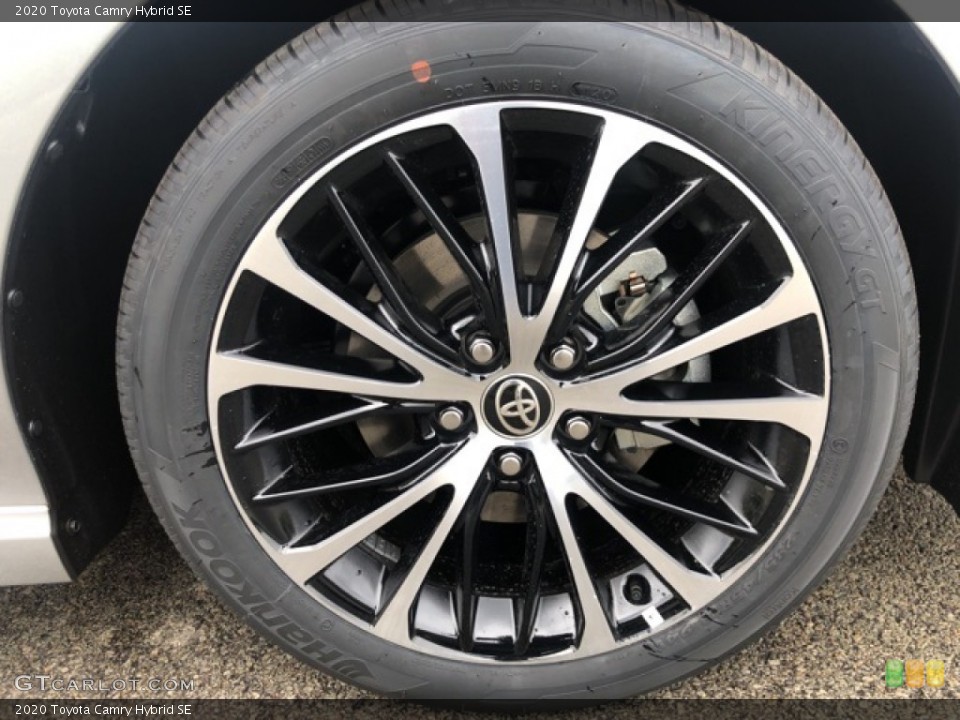 2020 Toyota Camry Wheels and Tires