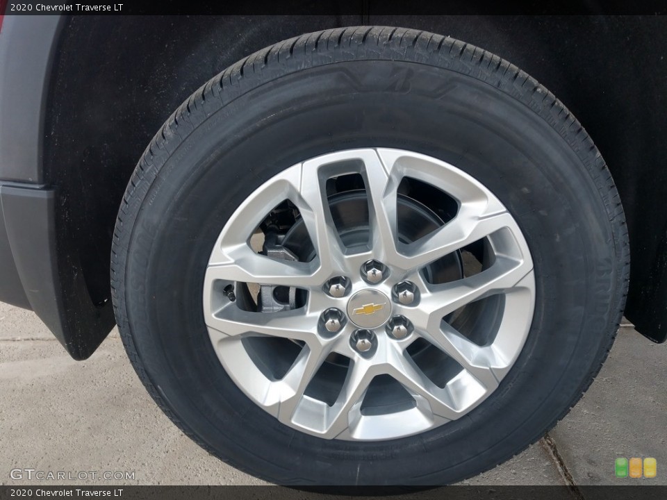 2020 Chevrolet Traverse LT Wheel and Tire Photo #139739729