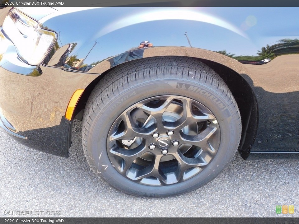 2020 Chrysler 300 Touring AWD Wheel and Tire Photo #139786185