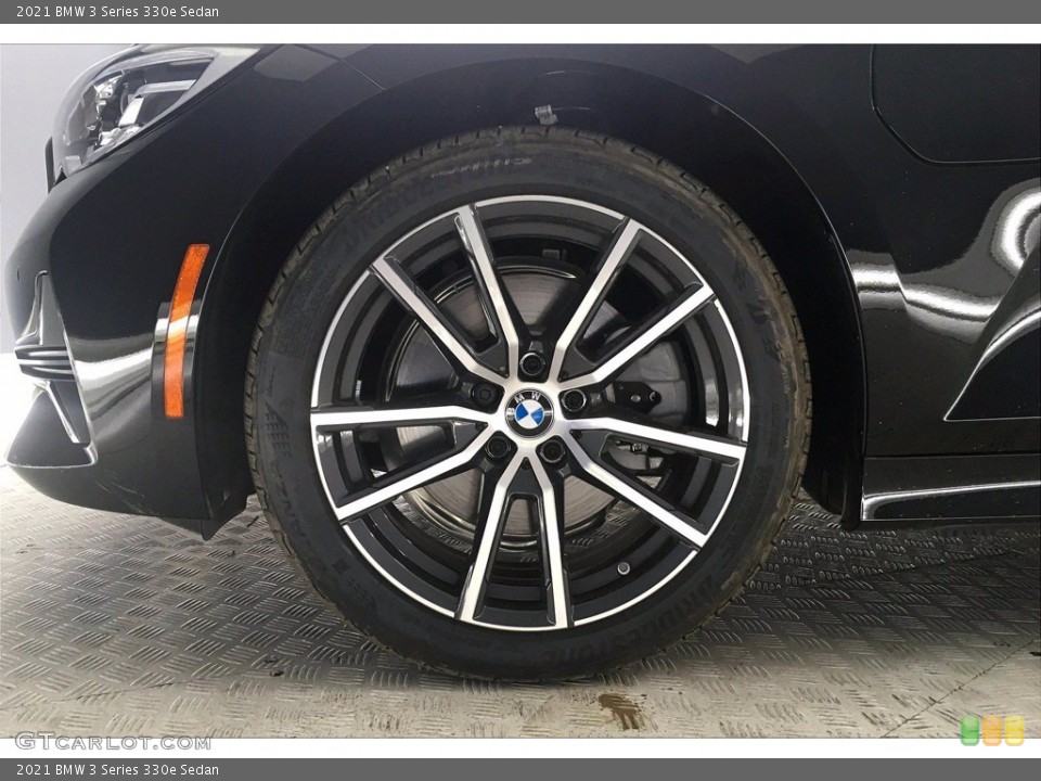 2021 BMW 3 Series 330e Sedan Wheel and Tire Photo #139835088