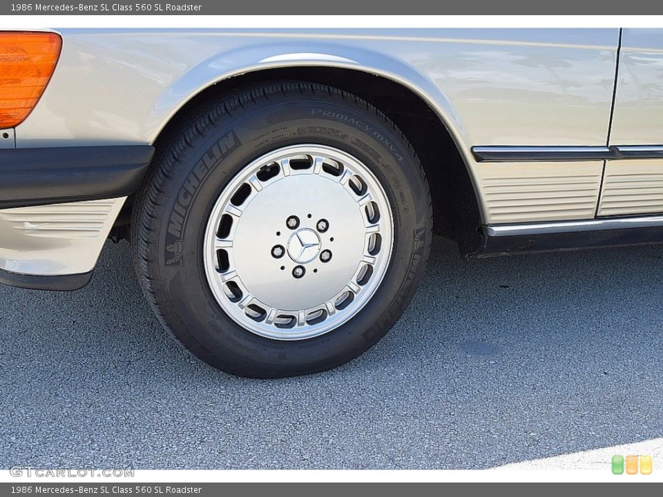 1986 Mercedes-Benz SL Class 560 SL Roadster Wheel and Tire Photo #139865521