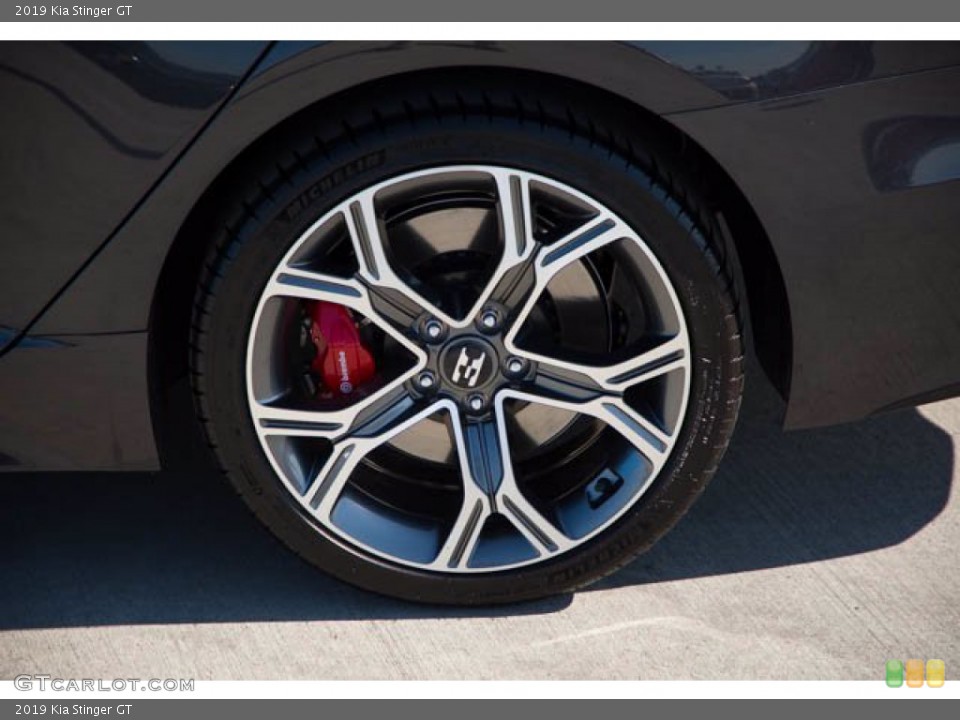 2019 Kia Stinger GT Wheel and Tire Photo #139896315