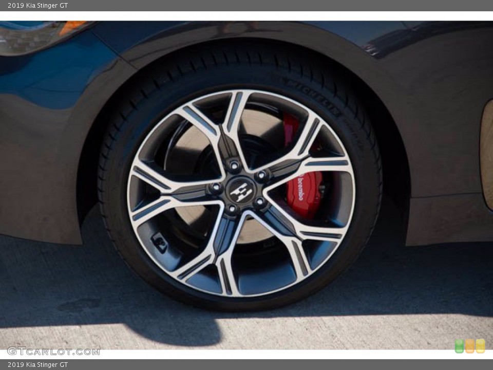 2019 Kia Stinger GT Wheel and Tire Photo #139896339