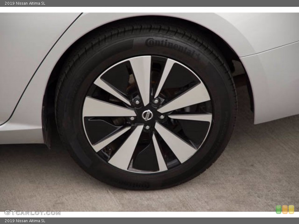 2019 Nissan Altima SL Wheel and Tire Photo #139971820