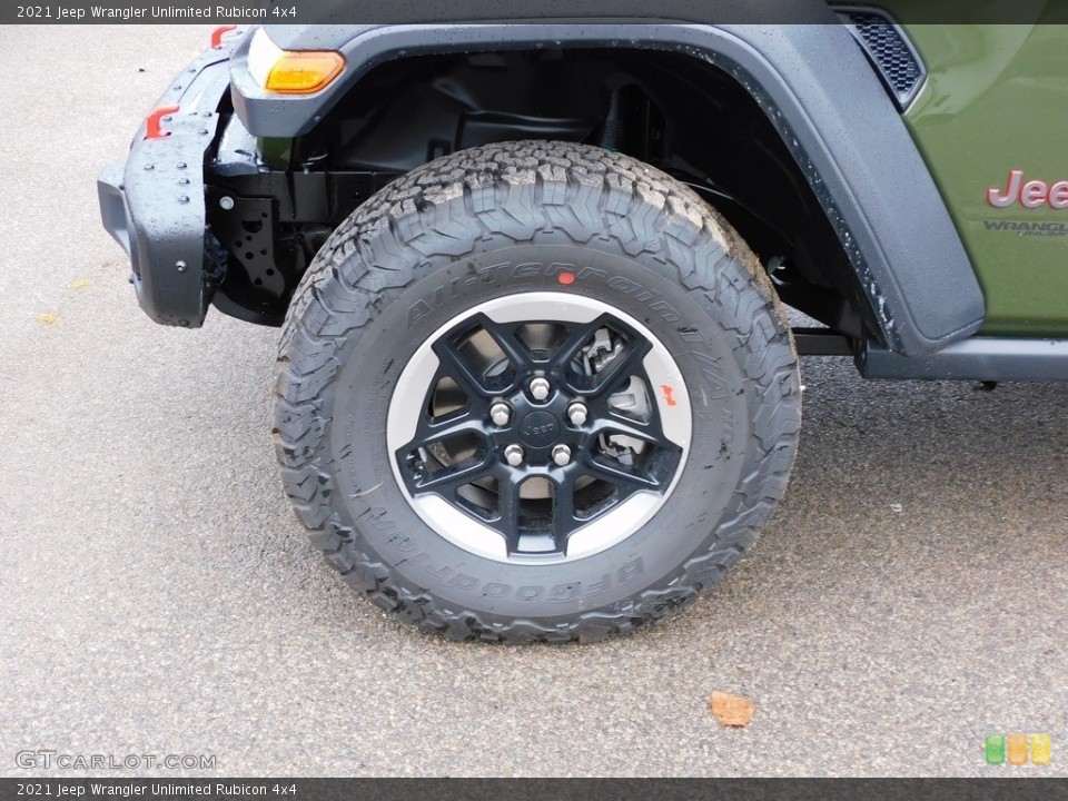 2021 Jeep Wrangler Unlimited Rubicon 4x4 Wheel and Tire Photo #140009720