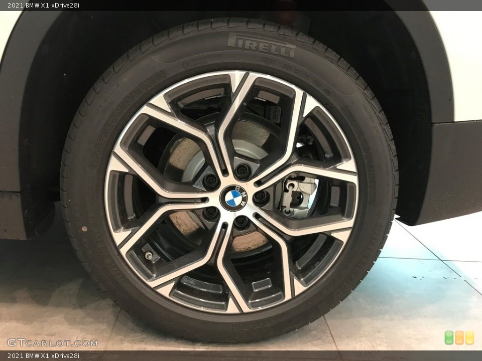 2021 BMW X1 xDrive28i Wheel and Tire Photo #140048956