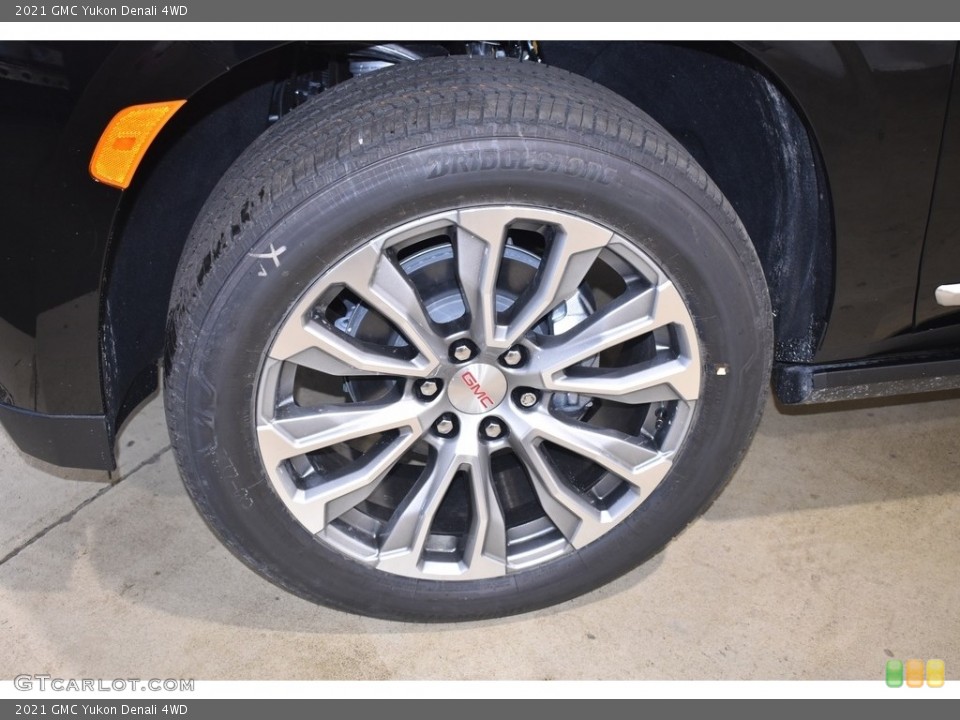 2021 GMC Yukon Denali 4WD Wheel and Tire Photo #140098674