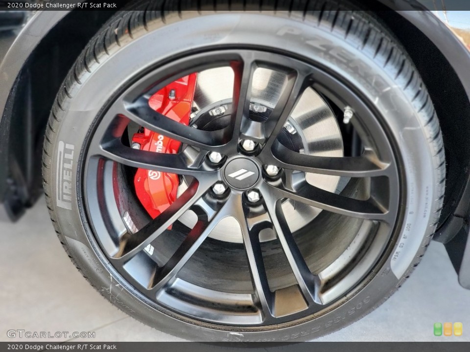 2020 Dodge Challenger R/T Scat Pack Wheel and Tire Photo #140114749