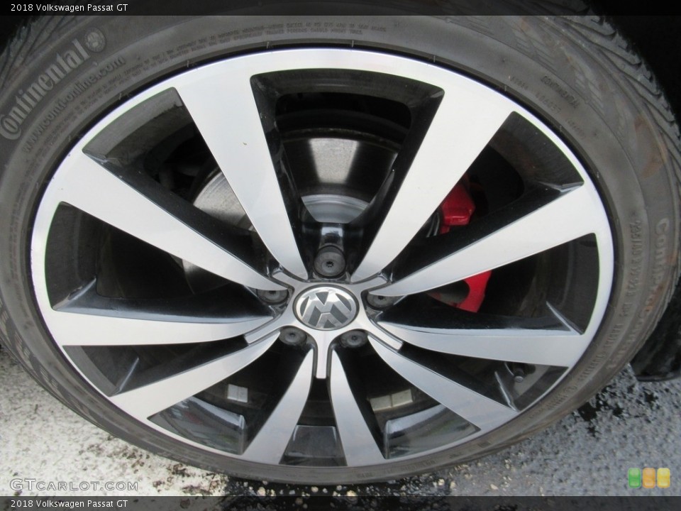 2018 Volkswagen Passat GT Wheel and Tire Photo #140131446