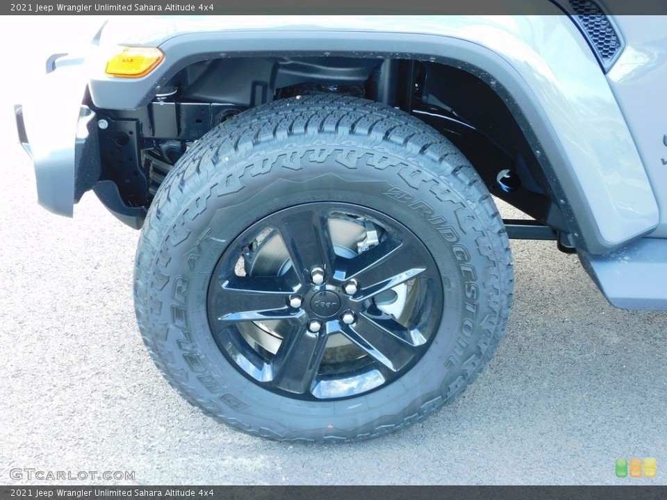 2021 Jeep Wrangler Unlimited Sahara Altitude 4x4 Wheel and Tire Photo #140210256