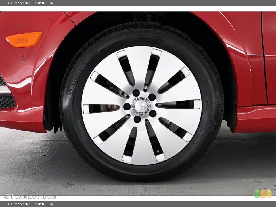 2016 Mercedes-Benz B Wheels and Tires